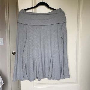 Long sleeve gray top